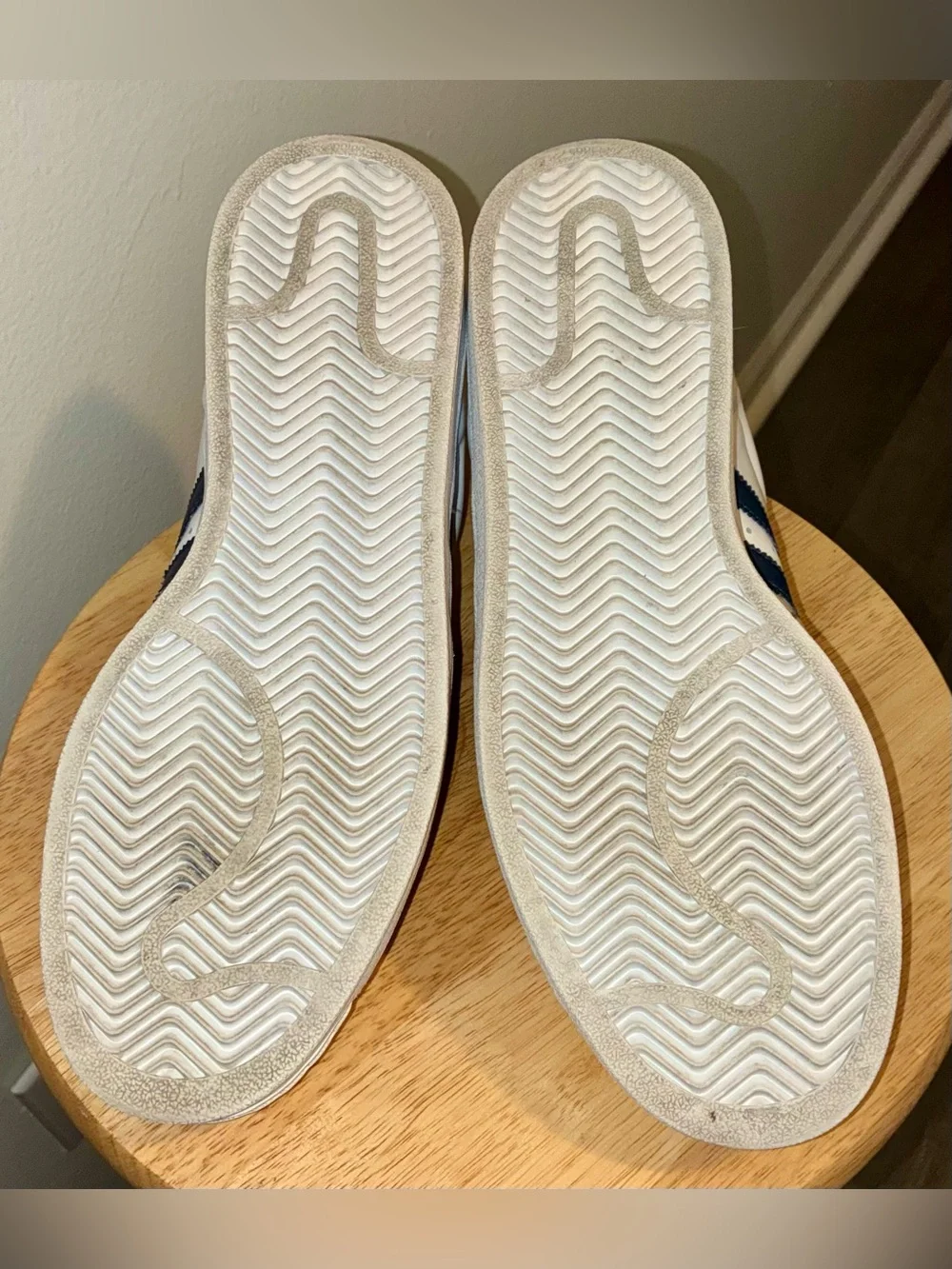 Adidas Superstar II Sneakers in white and navy blue - Picture 9 of 11